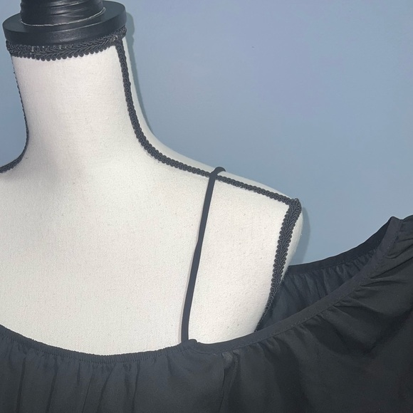 *Blue rain- Black tank top - Picture 3 of 7